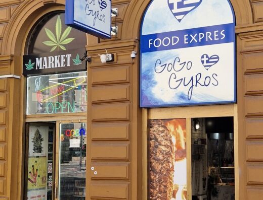 Go Go Gyros